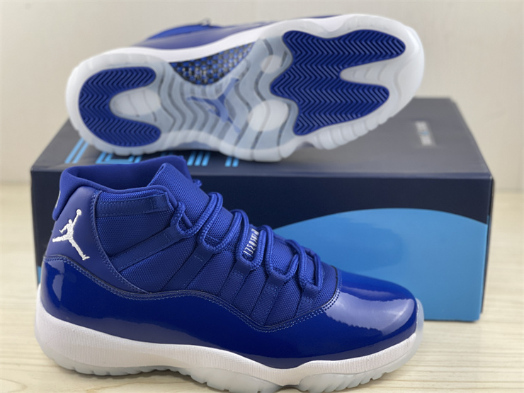 Air Jordan 11 Retro Women-014