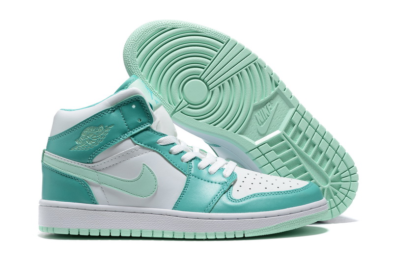 Air Jordan 1 Retro Women-085