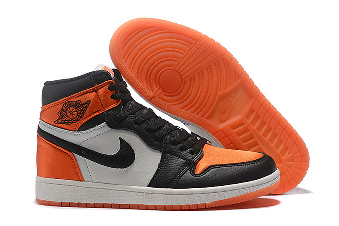 Air Jordan 1 Retro Women-008