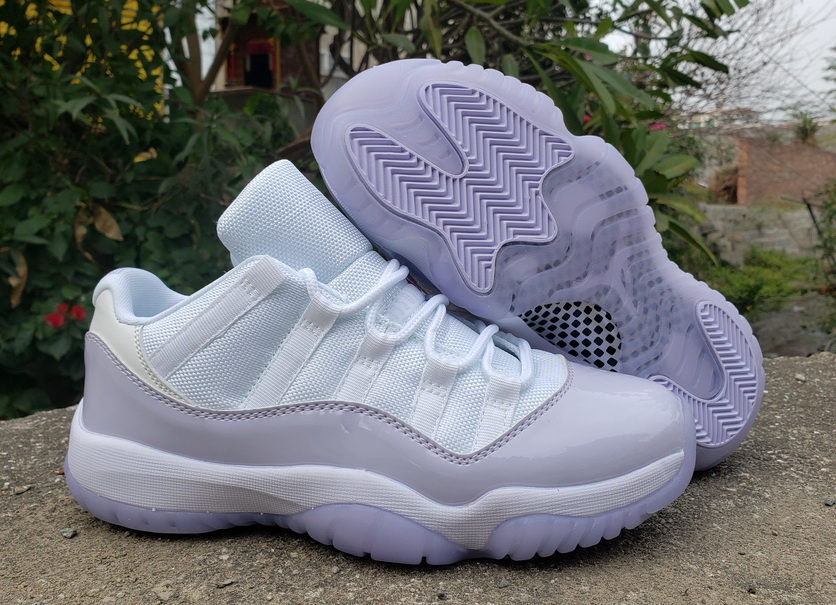 Air Jordan 11 Retro Low-042