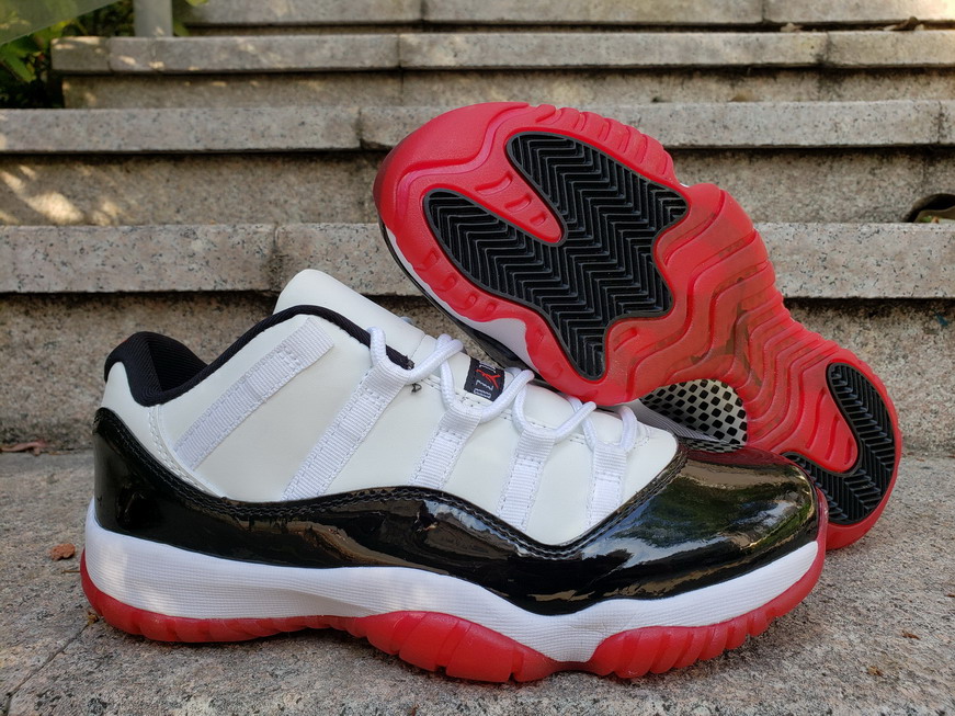 Air Jordan 11 Retro Low-047