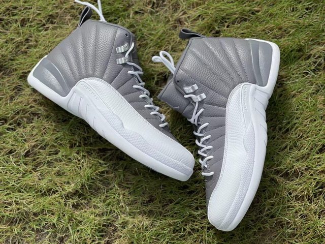 Air Jordan 12 Retro-002