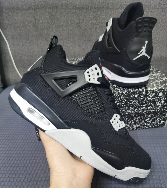 Air Jordan 4 Retro-044